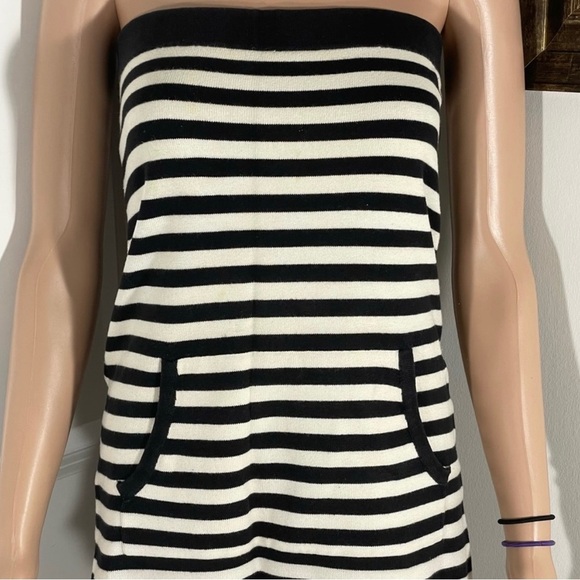 Babe & Co. Malibu Barbie B&W Stripped Tube Dress With Front Pocket | Size: L - Picture 4 of 6